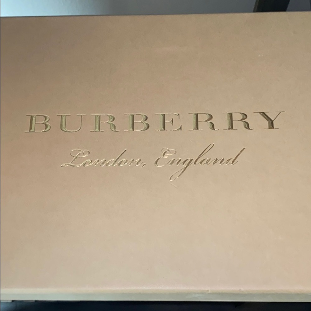 Burberry sneakers